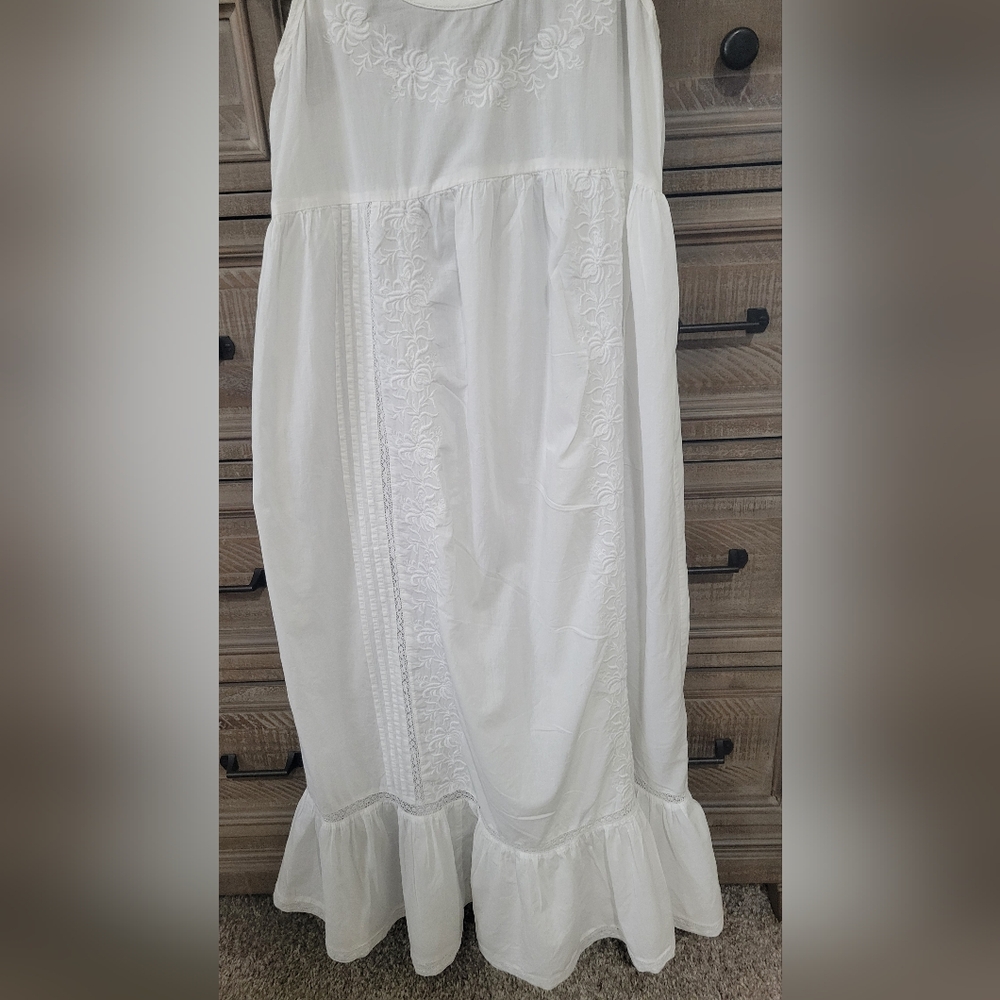 Rachel Ashwell Sleeveless Ruffle Sleepwear/long gown Dress....Chabby Chic - Picture 3 of 9